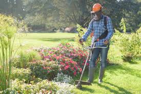 Alta technician performing HOA property maintenance inspection in Des Plaines Illinois